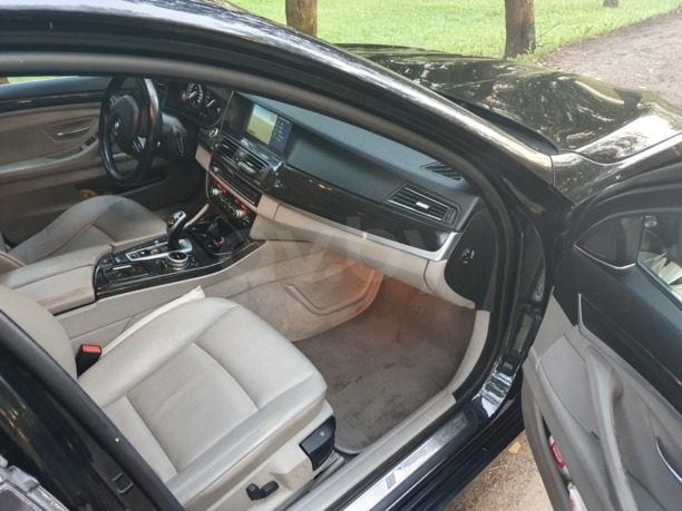 BMW 5 серия F10, F11, 2010 г.