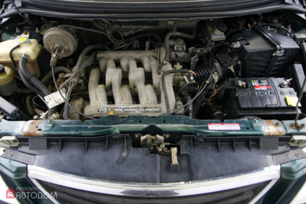 Mazda MPV II, 2000 г.
