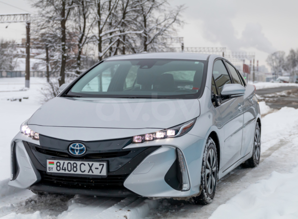 Toyota Prius Prime, 2017 г.