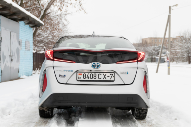 Toyota Prius Prime, 2017 г.