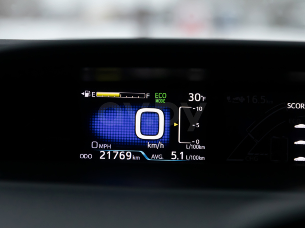 Toyota Prius Prime, 2017 г.