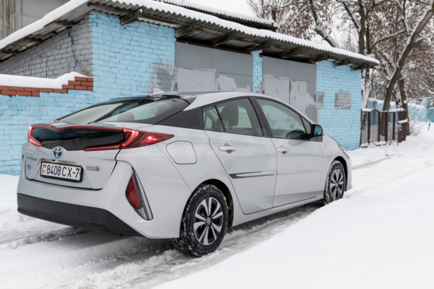 Toyota Prius Prime, 2017 г.