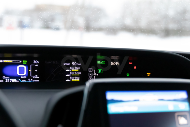 Toyota Prius Prime, 2017 г.