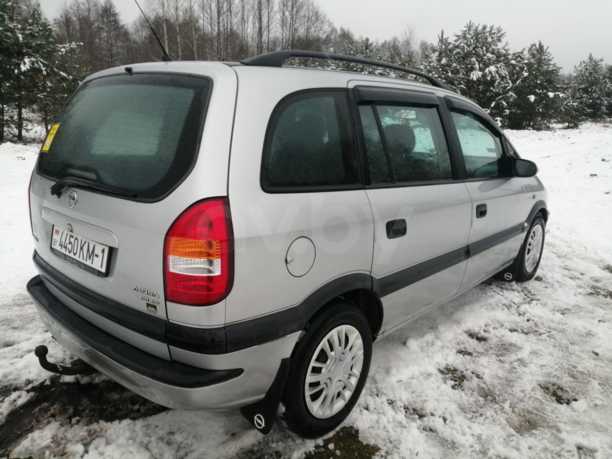 Opel Zafira A, 7 мест, 2000 г.