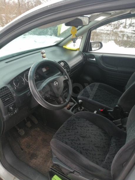 Opel Zafira A, 7 мест, 2000 г.