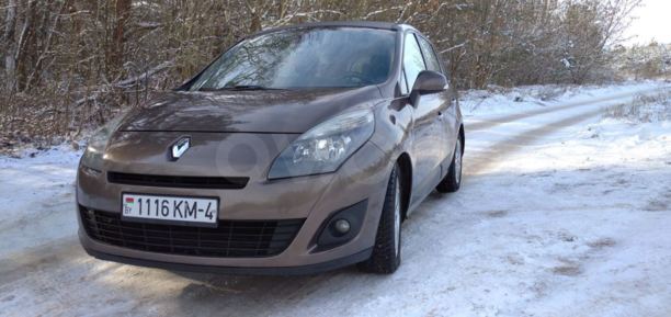 Renault Grand Scenic III, 5 мест, 2009 г.