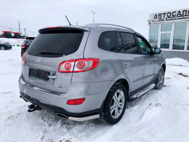 Hyundai Santa Fe CM · Рестайлинг, 7 мест, 2010 г.