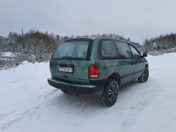 Dodge Caravan III, 7 мест, 1999 г.
