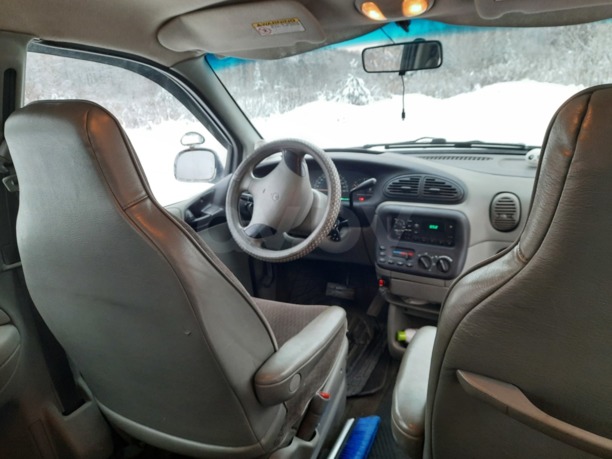 Dodge Caravan III, 7 мест, 1999 г.