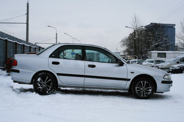 Mitsubishi Carisma I · Рестайлинг, 1999 г.