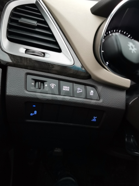 Hyundai Santa Fe DM · Рестайлинг, 5 мест, 2016 г.