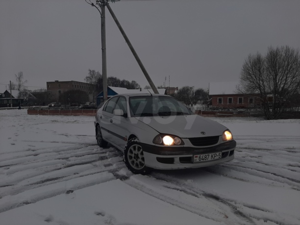 Toyota Avensis I (T220) · Рестайлинг, 2000 г.