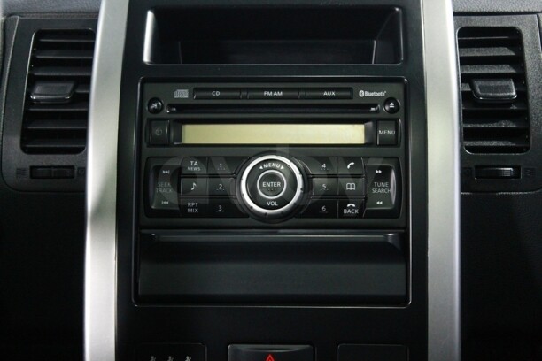 Nissan X-Trail II (T31) · Рестайлинг, 5 мест, 2011 г.