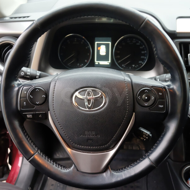 Toyota RAV4 IV (XA40) · Рестайлинг, 5 мест, 2017 г.
