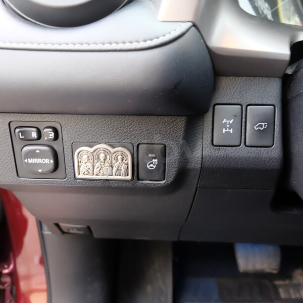 Toyota RAV4 IV (XA40) · Рестайлинг, 5 мест, 2017 г.