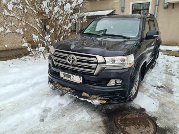 Toyota Land Cruiser J200 · 2-й рестайлинг, 5 мест, 2015 г.