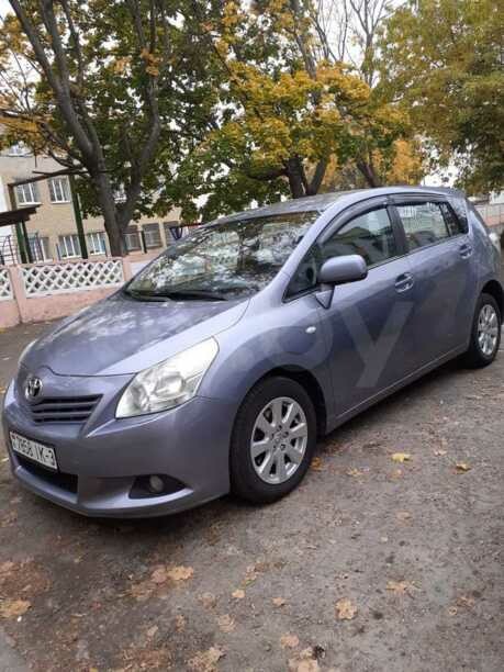 Toyota Verso I, 5 мест, 2011 г.