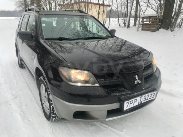 Mitsubishi Outlander I, 5 мест, 2004 г.