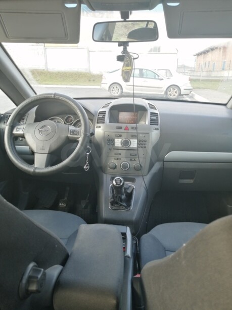Opel Zafira B, 7 мест, 2006 г.