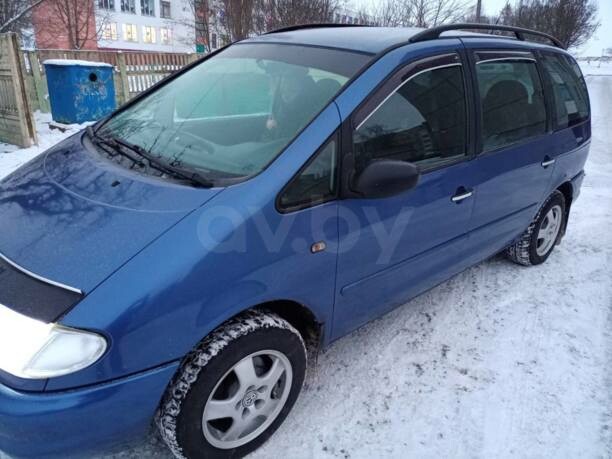 Volkswagen Sharan I, 7 мест, 1996 г.