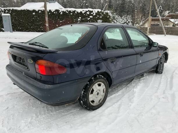 Ford Mondeo I, 1995 г.