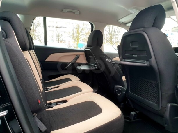 Citroen C4 Grand Picasso II, 7 мест, 2016 г.