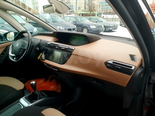 Citroen C4 Grand Picasso II, 7 мест, 2016 г.