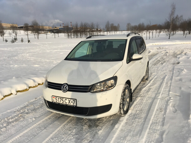 Volkswagen Touran II, 7 мест, 2014 г.