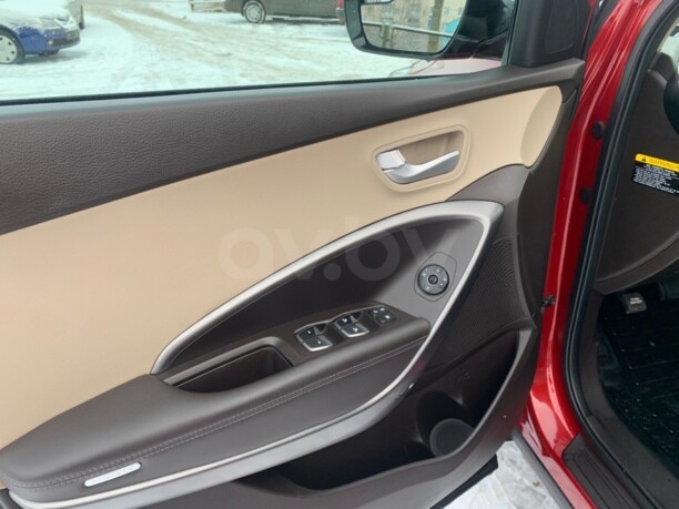 Hyundai Santa Fe DM · Рестайлинг, 5 мест, 2017 г.