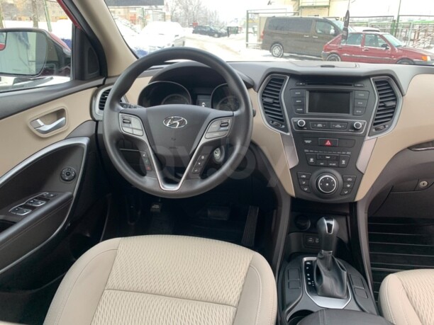 Hyundai Santa Fe DM · Рестайлинг, 5 мест, 2017 г.