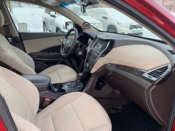 Hyundai Santa Fe DM · Рестайлинг, 5 мест, 2017 г.