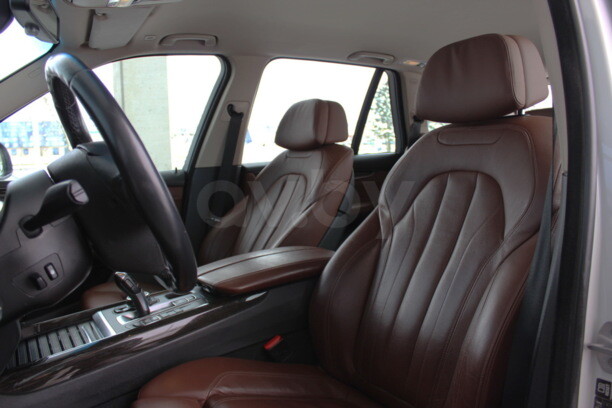 BMW X5 F15, 5 мест, 2015 г.