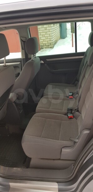 Volkswagen Touran I, 5 мест, 2003 г.