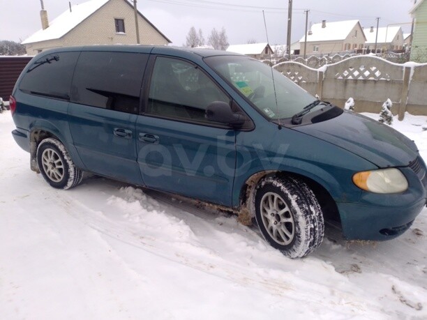 Dodge Grand Caravan IV, 7 мест, 2001 г.
