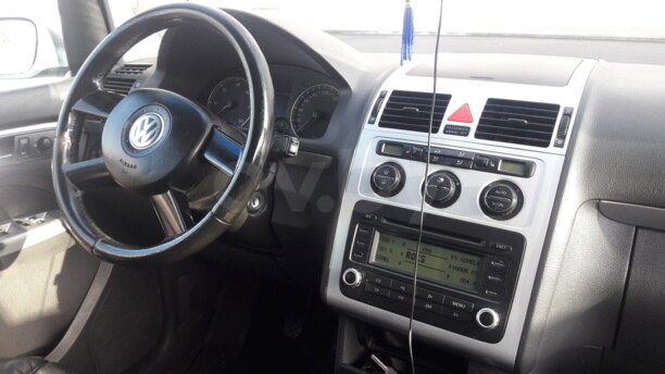 Volkswagen Touran I, 5 мест, 2004 г.