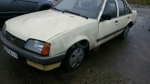Opel Rekord, 1985 г.