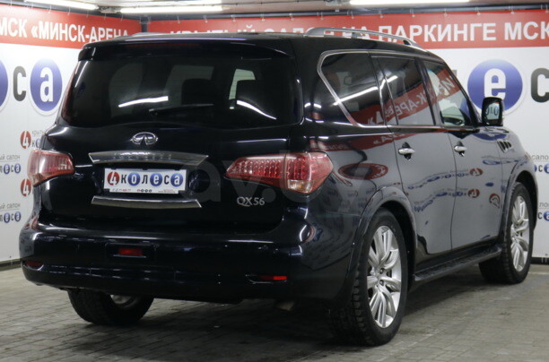Infiniti QX56 II, 7 мест, 2011 г.