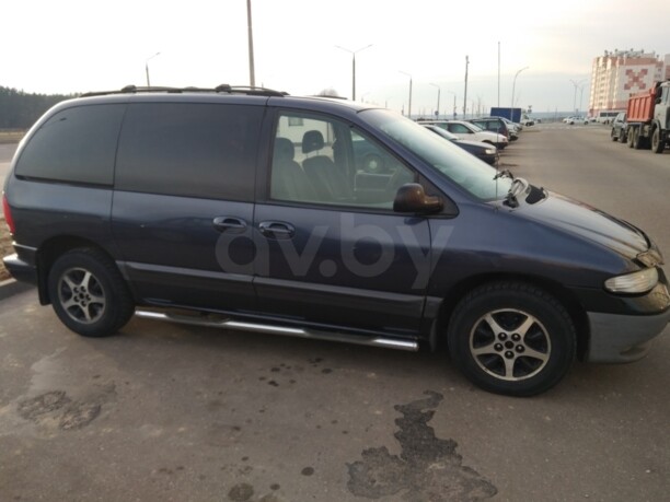 Chrysler Voyager III, 7 мест, 1997 г.