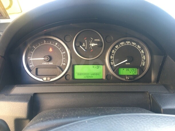 Land Rover Discovery III, 7 мест, 2004 г.