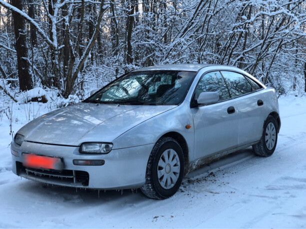 Mazda 323F, 1997 г.