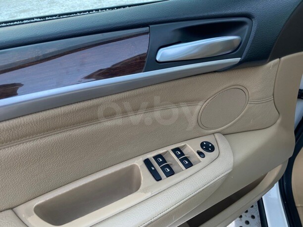 BMW X5 E70, 5 мест, 2008 г.