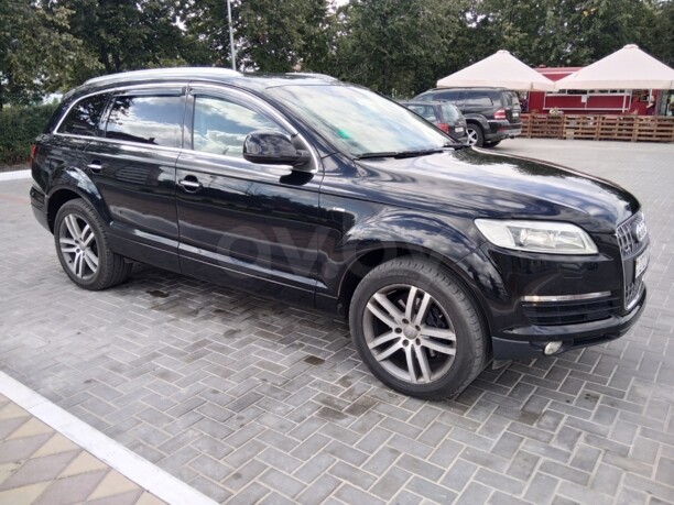 Audi Q7 4L, 5 мест, 2006 г.