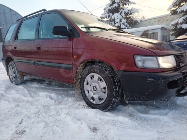 Mitsubishi Space Wagon Typ N30, N40, 7 мест, 1995 г.