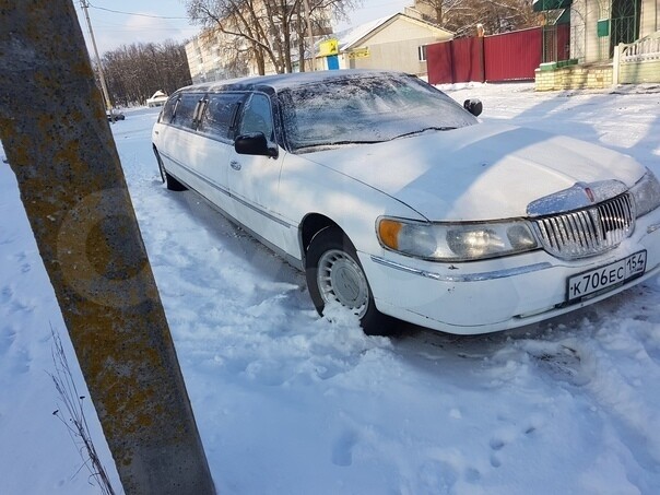 Lincoln Town Car III, 1998 г.