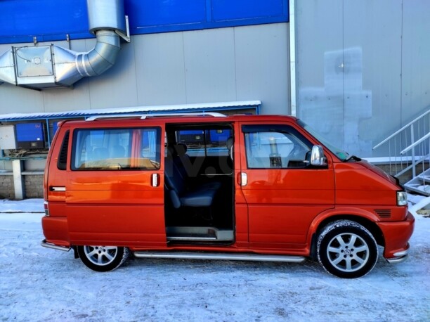 Volkswagen Caravelle T4, 1998 г.