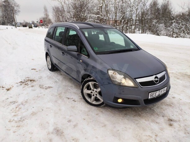 Opel Zafira B, 7 мест, 2008 г.