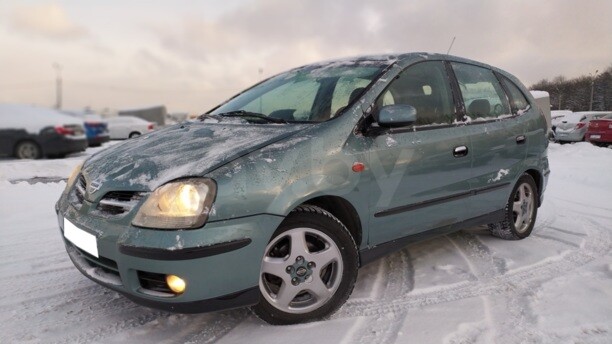 Nissan Almera Tino, 2000 г.