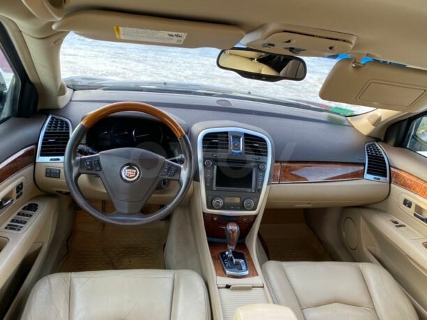 Cadillac SRX I, 5 мест, 2007 г.