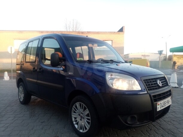 Fiat Doblo I · Рестайлинг, 5 мест, 2009 г.