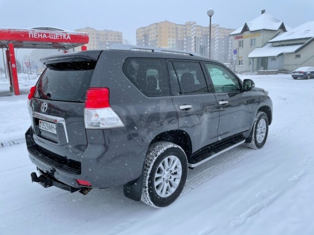 Toyota Land Cruiser Prado J150, 5 мест, 2012 г.